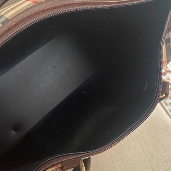 Burberry House Check Boston Bag - Picture 12 of 12